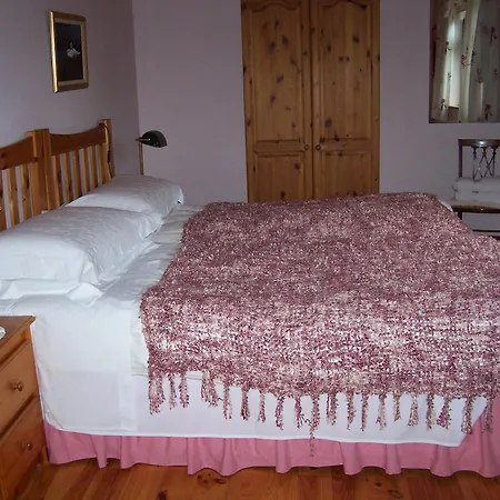 An Caladh Gearr Thatch