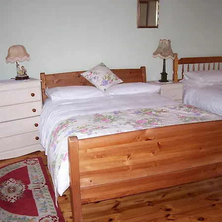 Nocleg ze śniadaniem An Caladh Gearr Thatch 3*